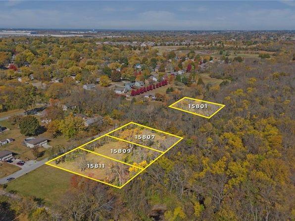 15811 Valentine Ave, Belton, MO 64012