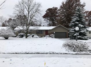 17958 Ash Dr, Strongsville, OH
