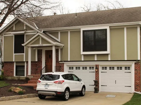 11259 Garnett St, Overland Park, KS 66210