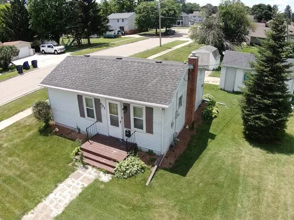 603 N Chatham St, Janesville, WI 53548