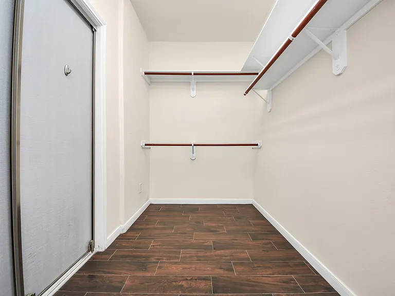 24122 Haywards Crossing Ln — Photo 31