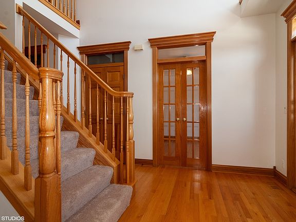 3rd image of 2670 Ginger Woods Dr