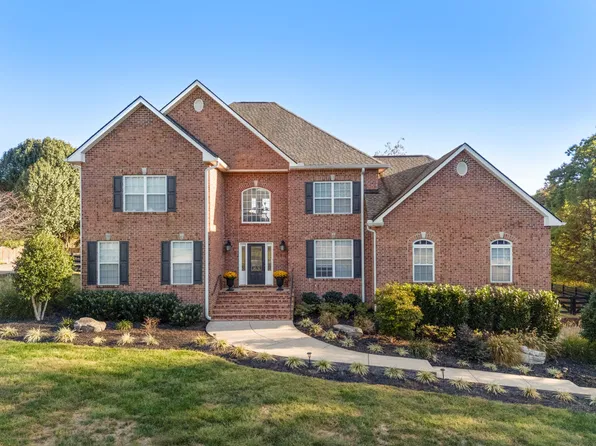 1031 Ridglea Dr, Burns, TN 37029