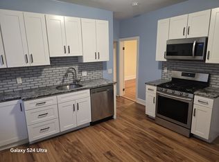 16 Leroy St APT 1, Dorchester, MA 02122