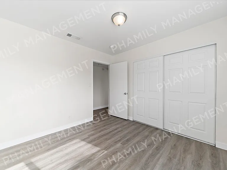 6414 York Blvd #D — Photo 12