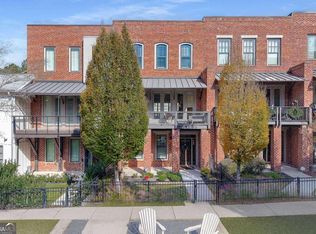 1918 Kings Cross NW, Atlanta, GA 30318