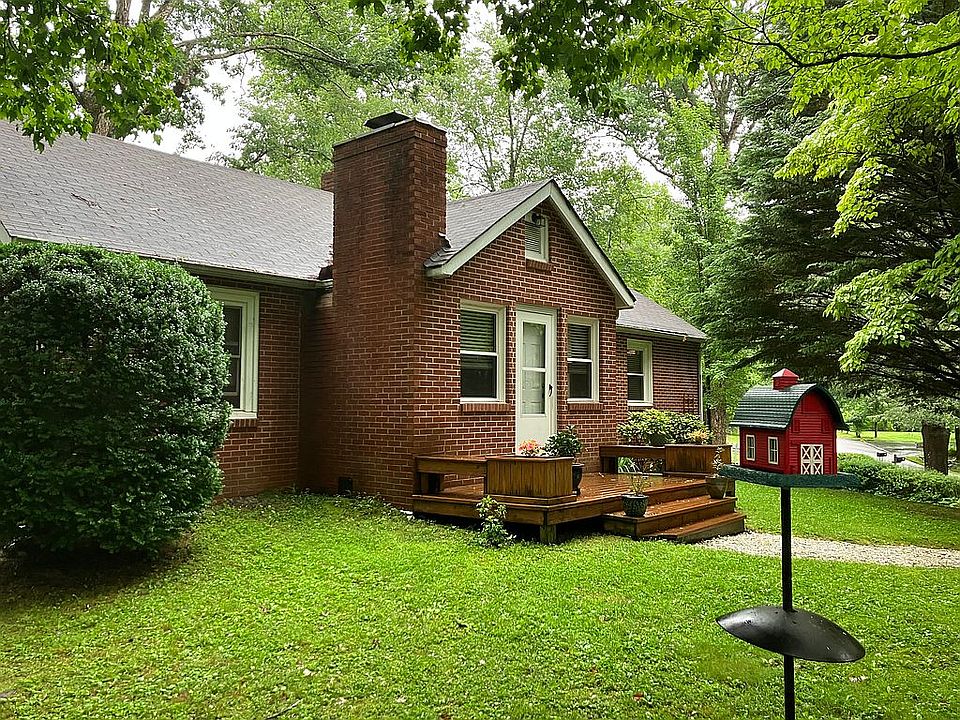 1st image of 19 Timothy Ln