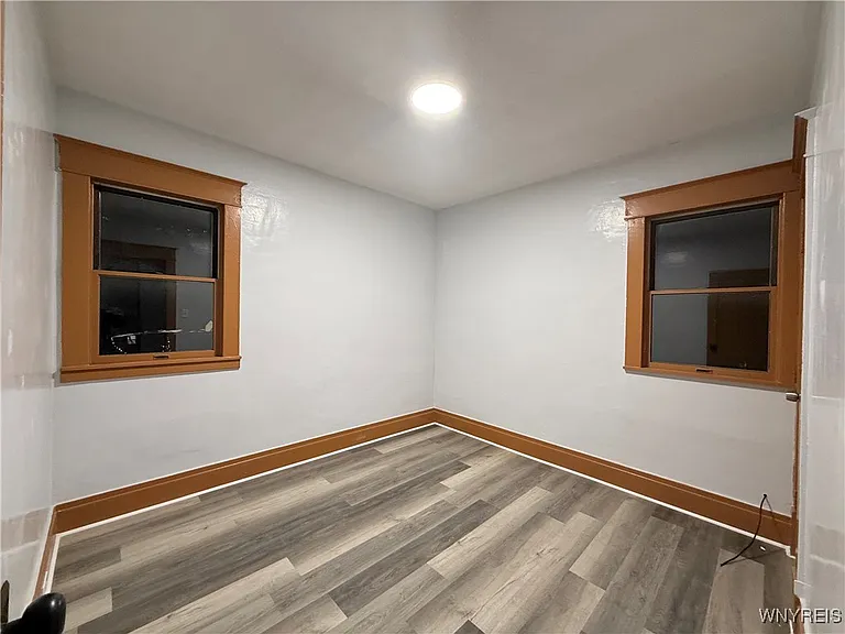 111 Dempster St — Photo 21
