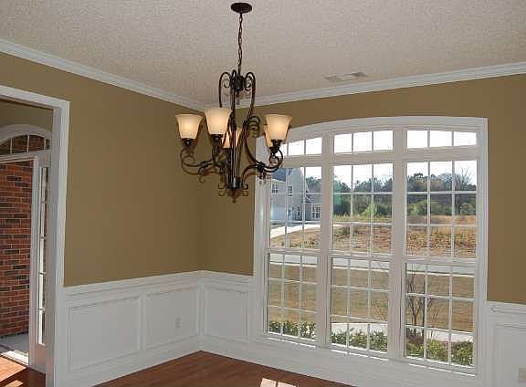 2nd image of 430 Nora Dr
