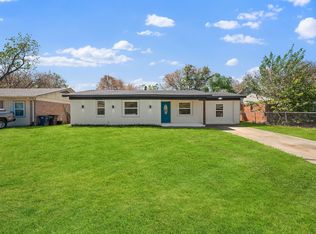 5508 Alter Dr, Fort Worth, TX 76119