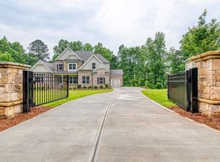 7559 Bates Dr, Alpharetta, GA 30004