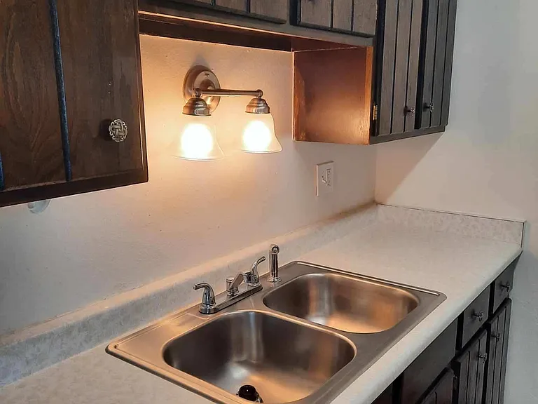 Apartments for Rent — Photo 5