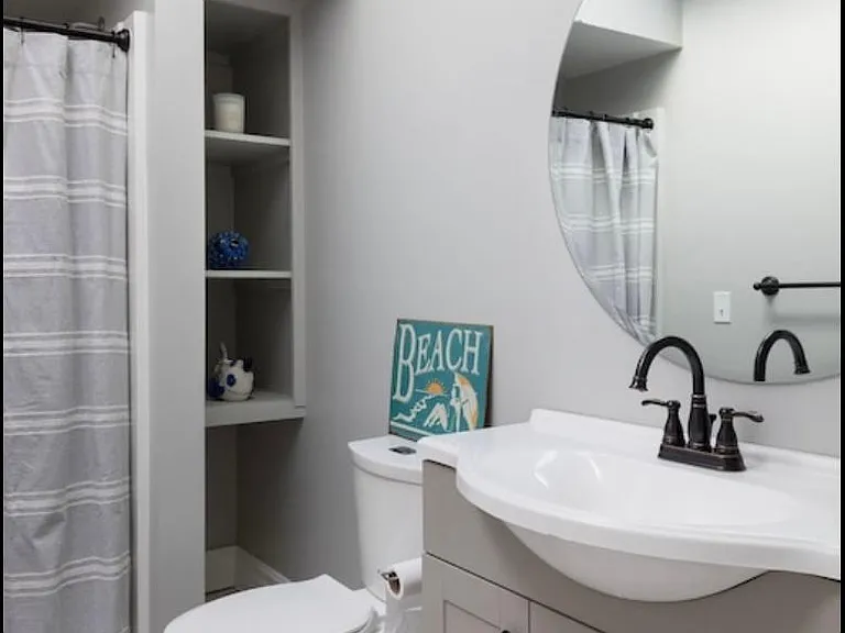 Valley Dr — Photo 10