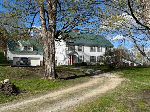 352 Maple Hill Road, Newbury, VT 05051