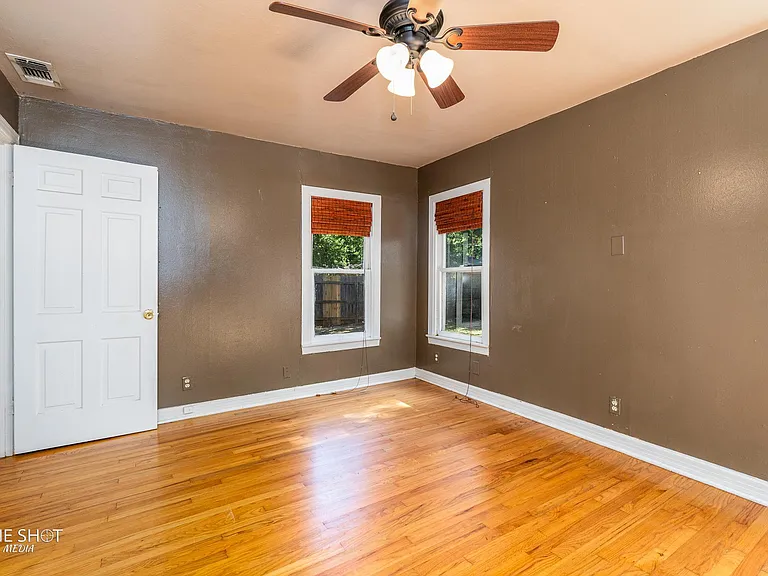 1333 Amarillo St — Photo 19