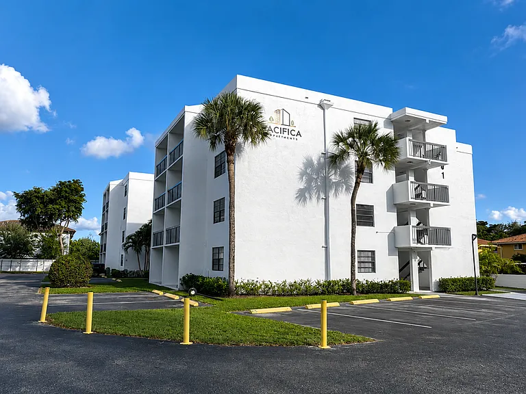 Pacifica Apartments — Photo 1