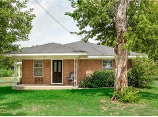 300 E Granger St, Blooming Grove, TX 76626