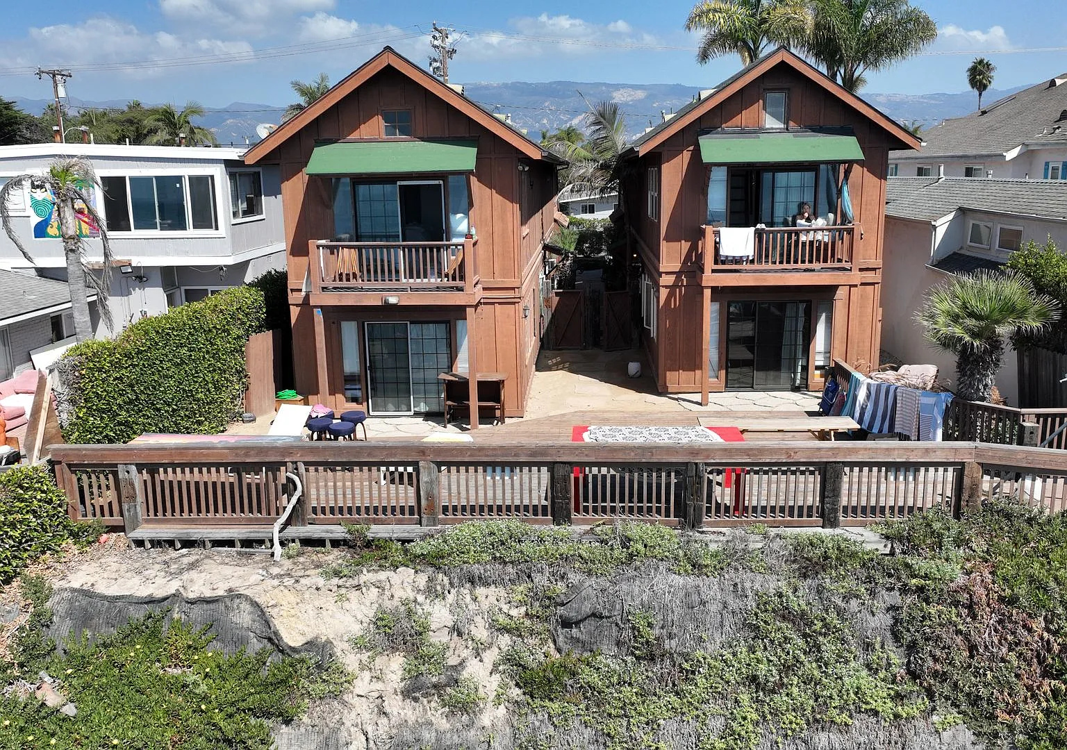 6585 Del Playa — Photo 2