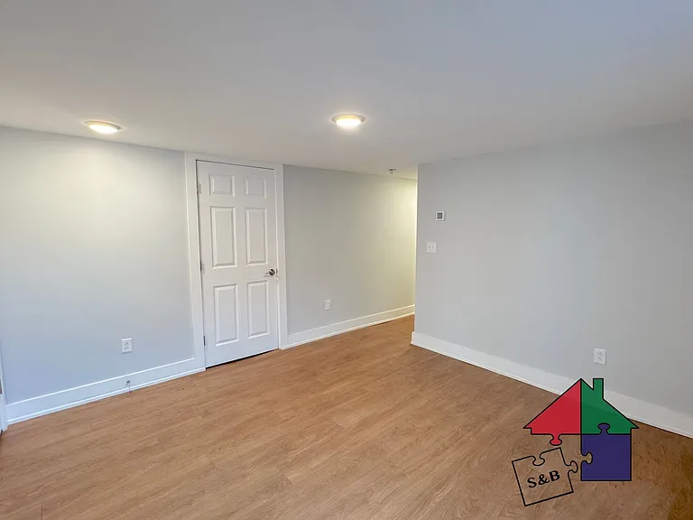 166 N Winooski Ave — Photo 8