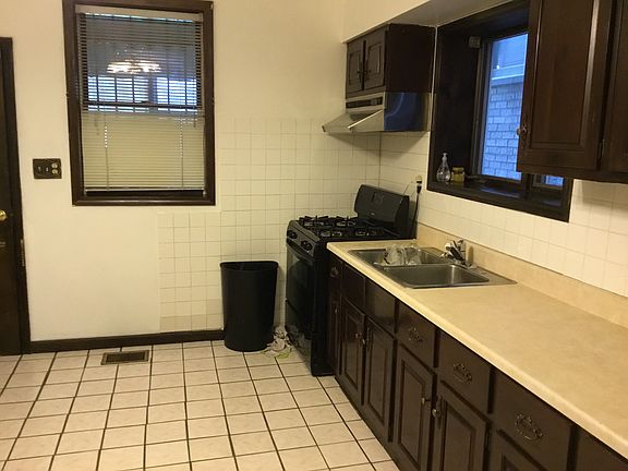 2nd image of 2715 S Princeton Ave Floor I-1
