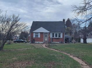 101 Newington Dr, Hatboro, PA 19040