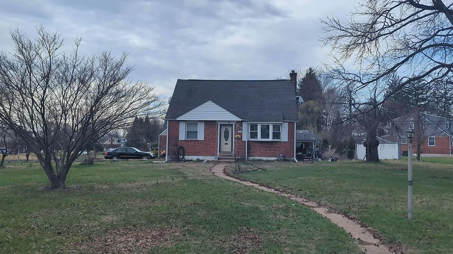 101 Newington Dr photo 1