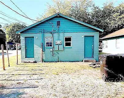 905 W Anderson St #B — Photo 5
