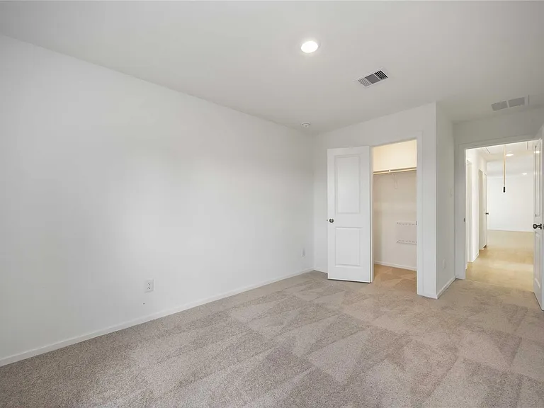 385 Lucia Way — Photo 17