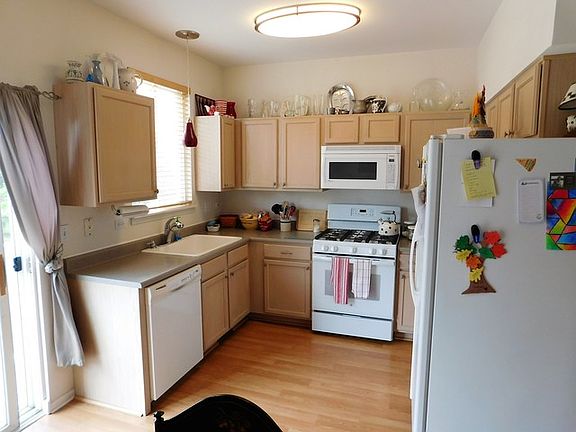 2nd image of 1492 Sashay Ct #1492