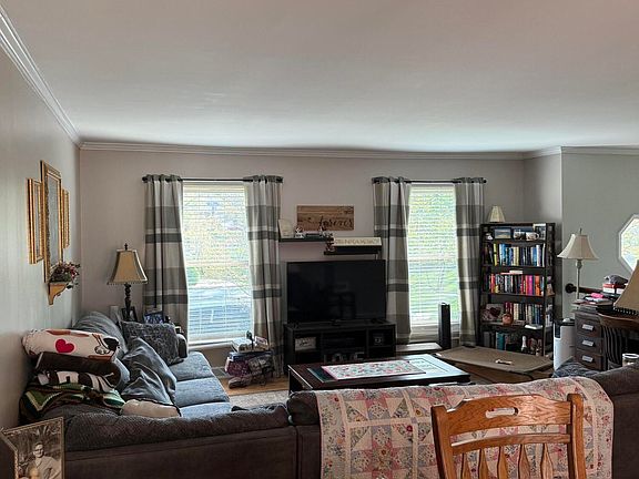 5th image of 3401 Heritage Pl