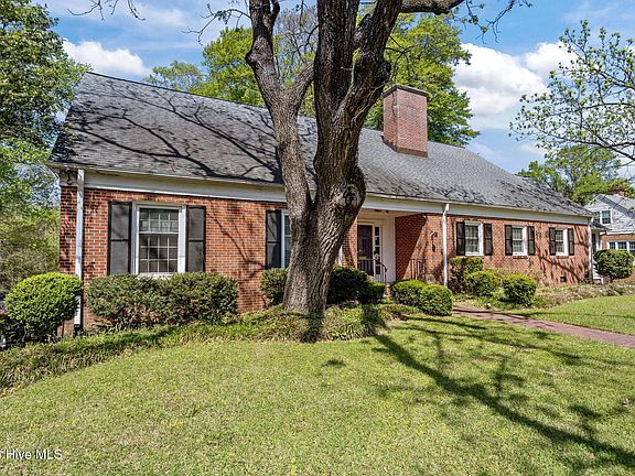 3rd image of 1104 W Rock Spring Road