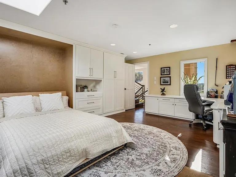 136 Hummingbird Hl — Photo 26