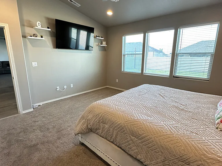 7705 Cassiar Dr — Photo 22