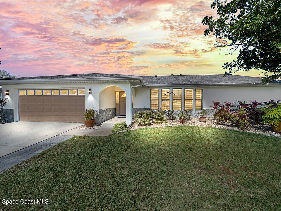 1st image of 2054 Bottlebrush Dr