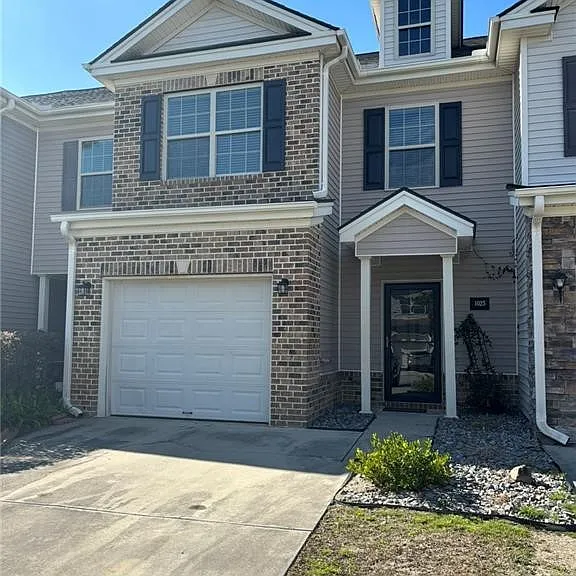 1025 Canyon Oak Loop — Photo 1