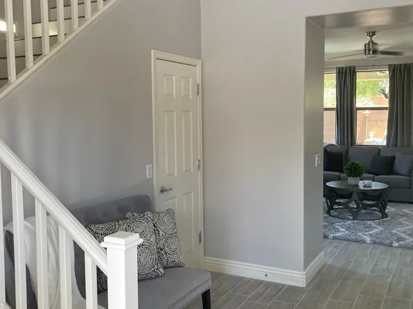 6439 S Goldfinch Dr, Gilbert, AZ 85298