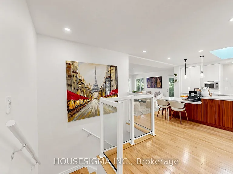 69 Holyrood Ave — Photo 42