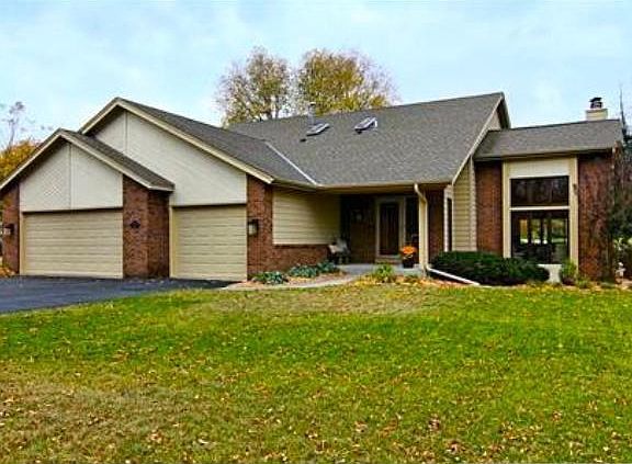 2nd image of 9724 Brassie Cir