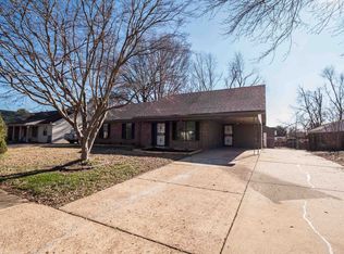 5017 Clear Creek Dr, Millington, TN 38053