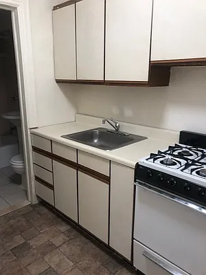 Rented by Melissa Conanan, LREB | media 9