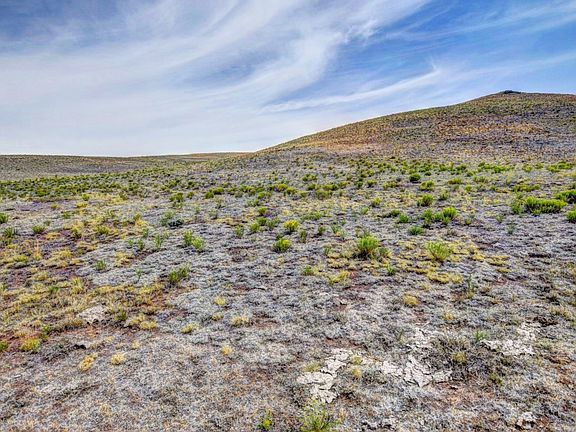 2nd image of 3819 Odako Trail