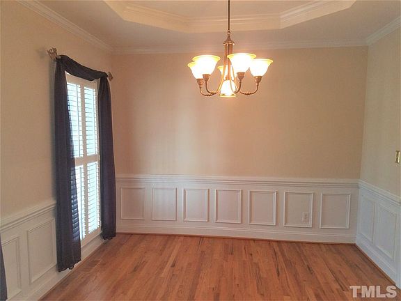 3rd image of 113 Kensington Ct