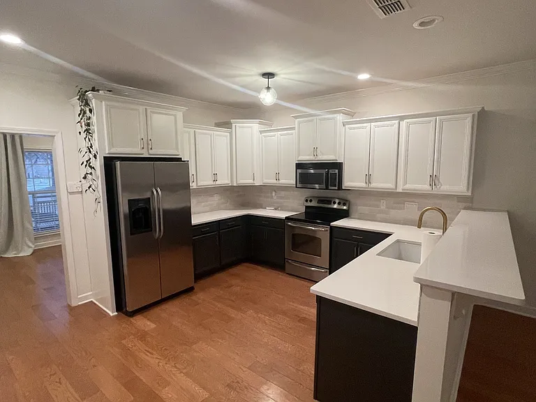 2133 Cason Ln — Photo 5