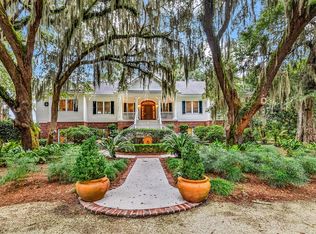 541 River Oaks Circle, Pawleys Island, SC 29585