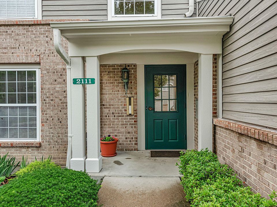 1st image of 2111 Clareglen Ct Unit 203