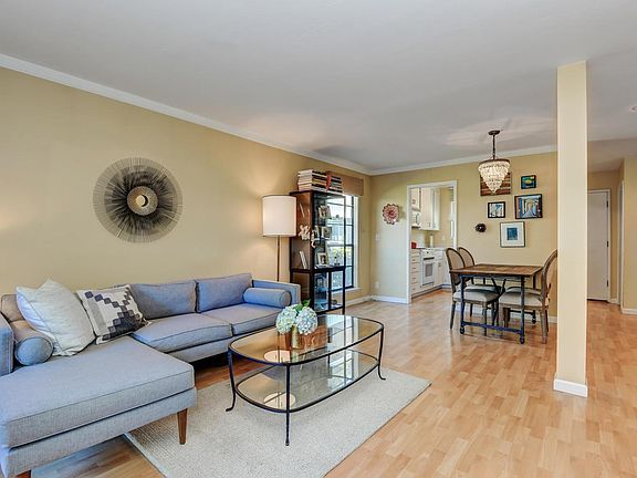 4th image of 956 Bonita Ave APT 5