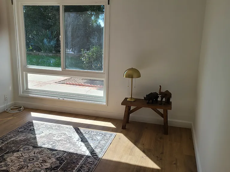 30 Magellan St — Photo 11