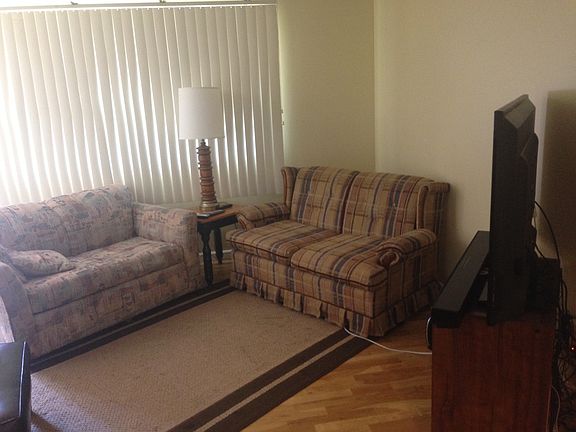 5th image of 610 Hankey Farms Dr