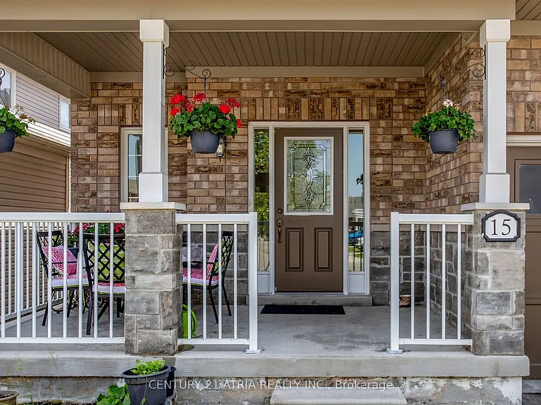 15 Paulgrave Ave — Photo 2