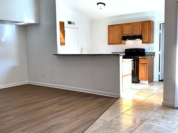 2nd image of 6050 Dooley Dr
